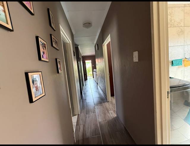 3 BEDROOM HOUSE FOR SALE IN WATERVAL EAST